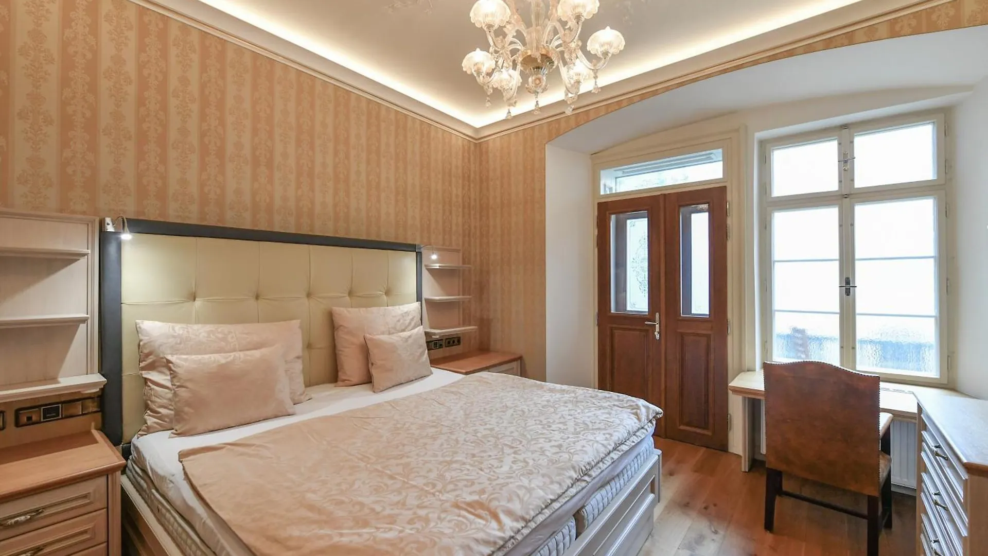St Giles Sauna And Pool Table Apt Apartment Prague