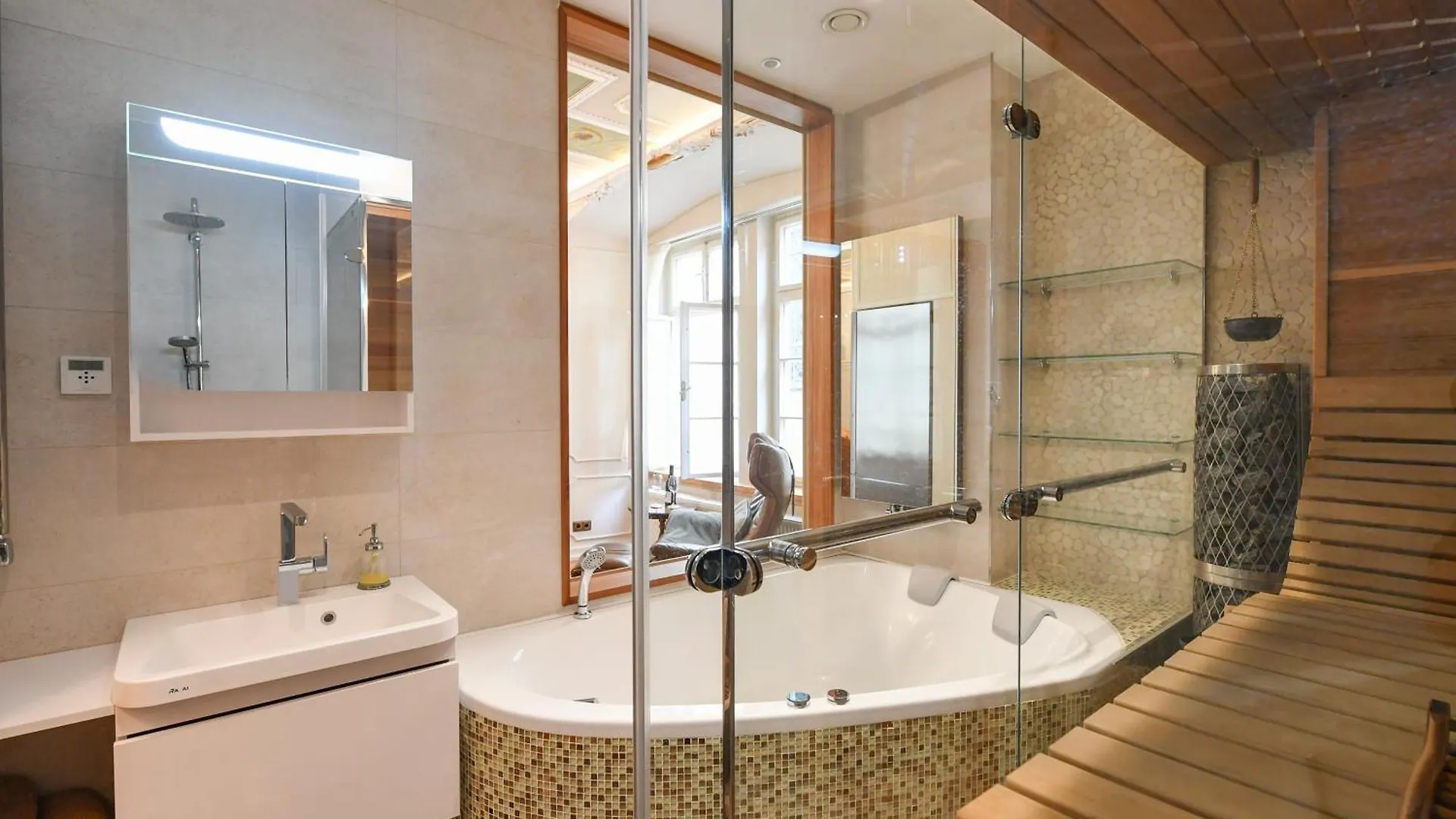 St Giles Sauna And Pool Table Apt Apartment Prague Czech Republic