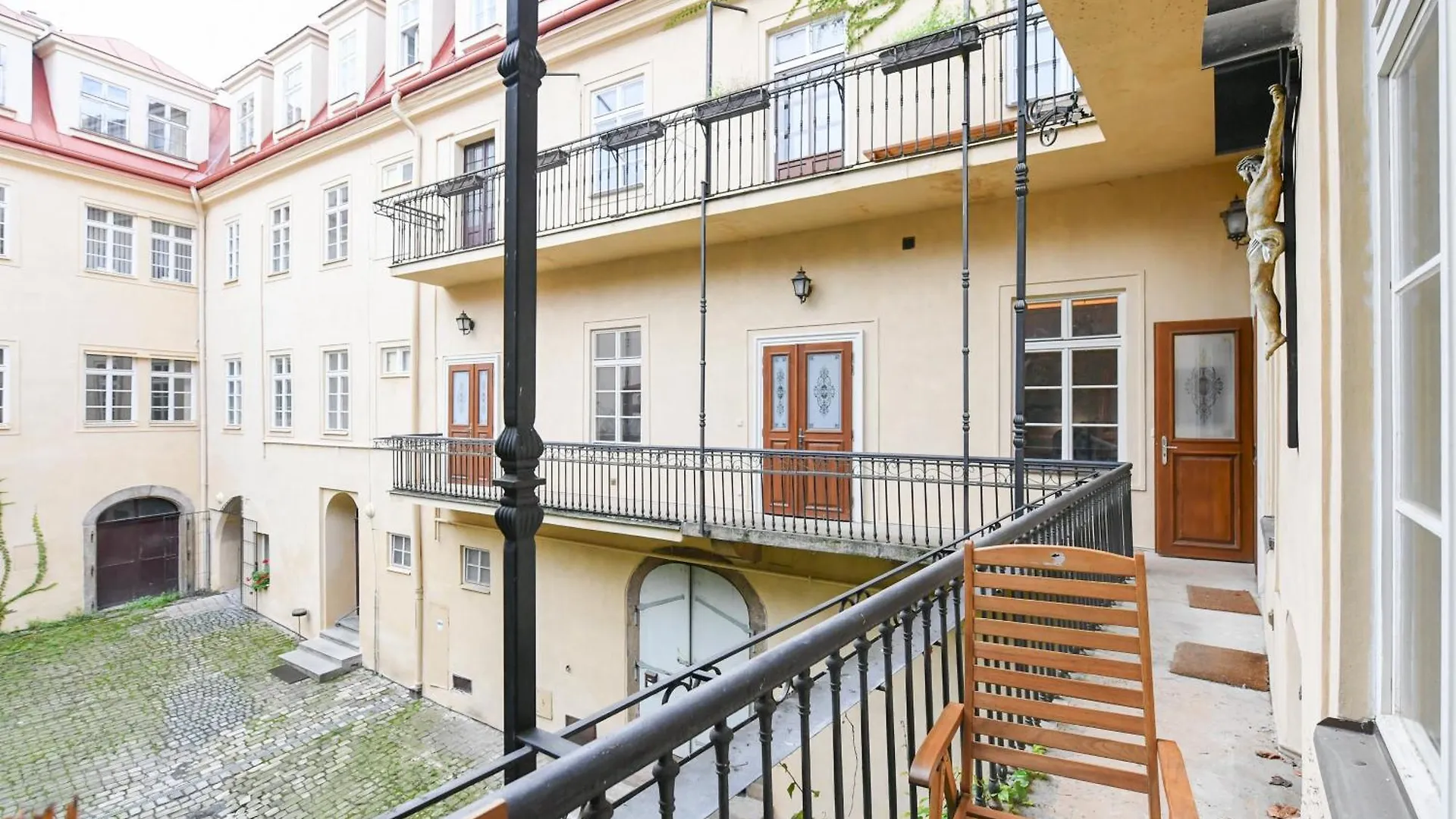 St Giles Sauna And Pool Table Apt Apartment Prague
