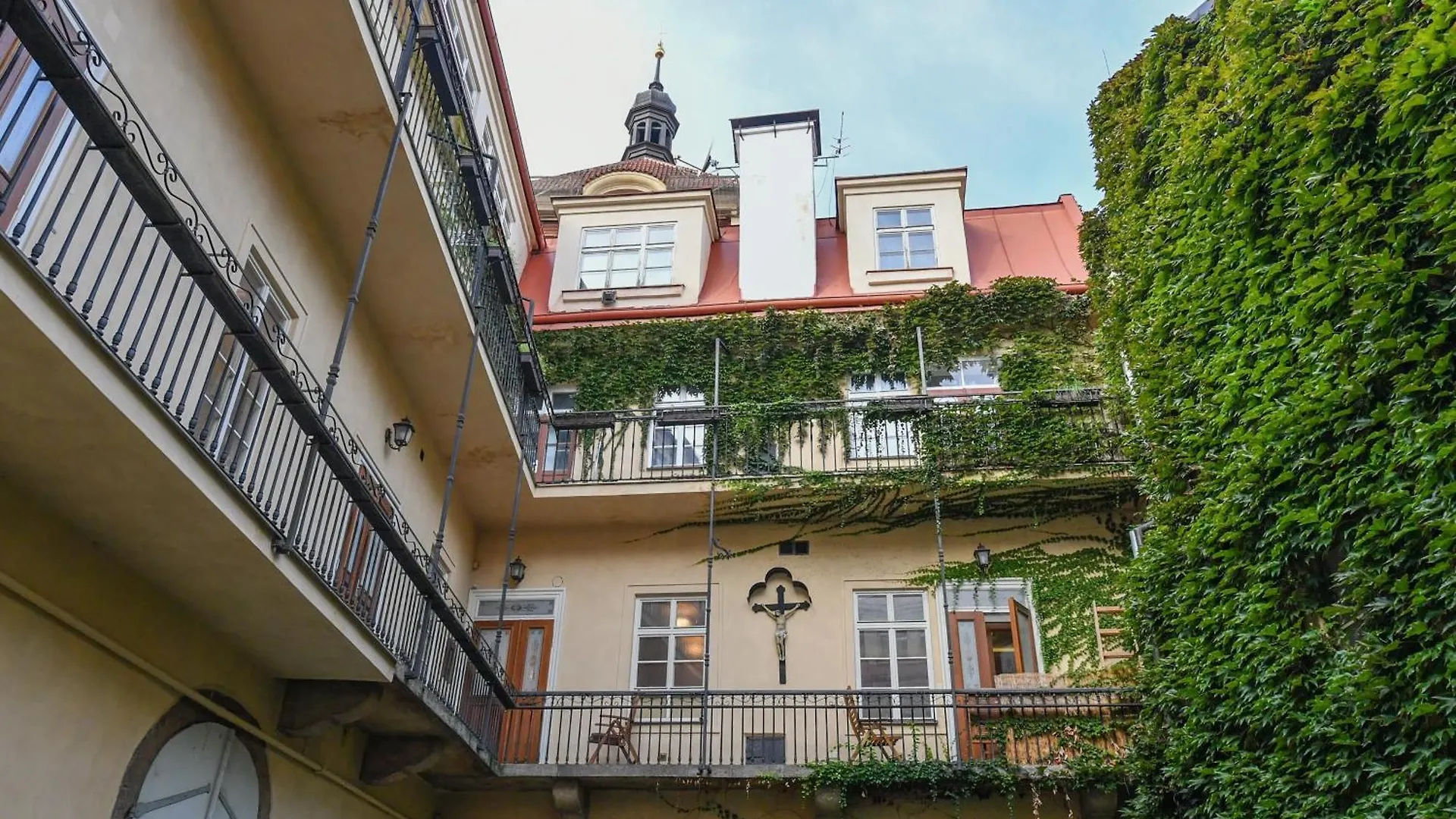 St Giles Sauna And Pool Table Apt Apartment Prague 0*,