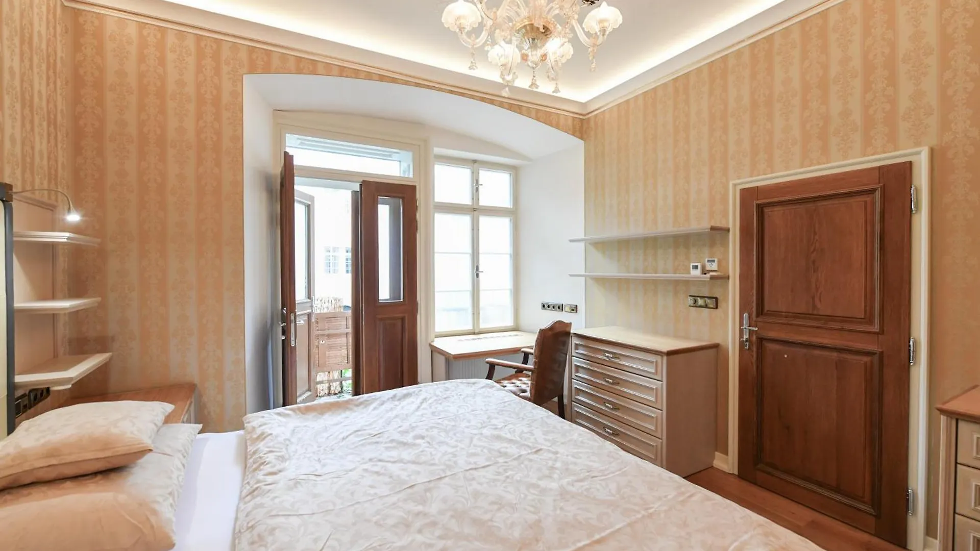 St Giles Sauna And Pool Table Apt Apartment Prague